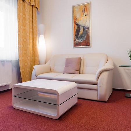 Hotel Schwarz Nové Hamry Kültér fotó