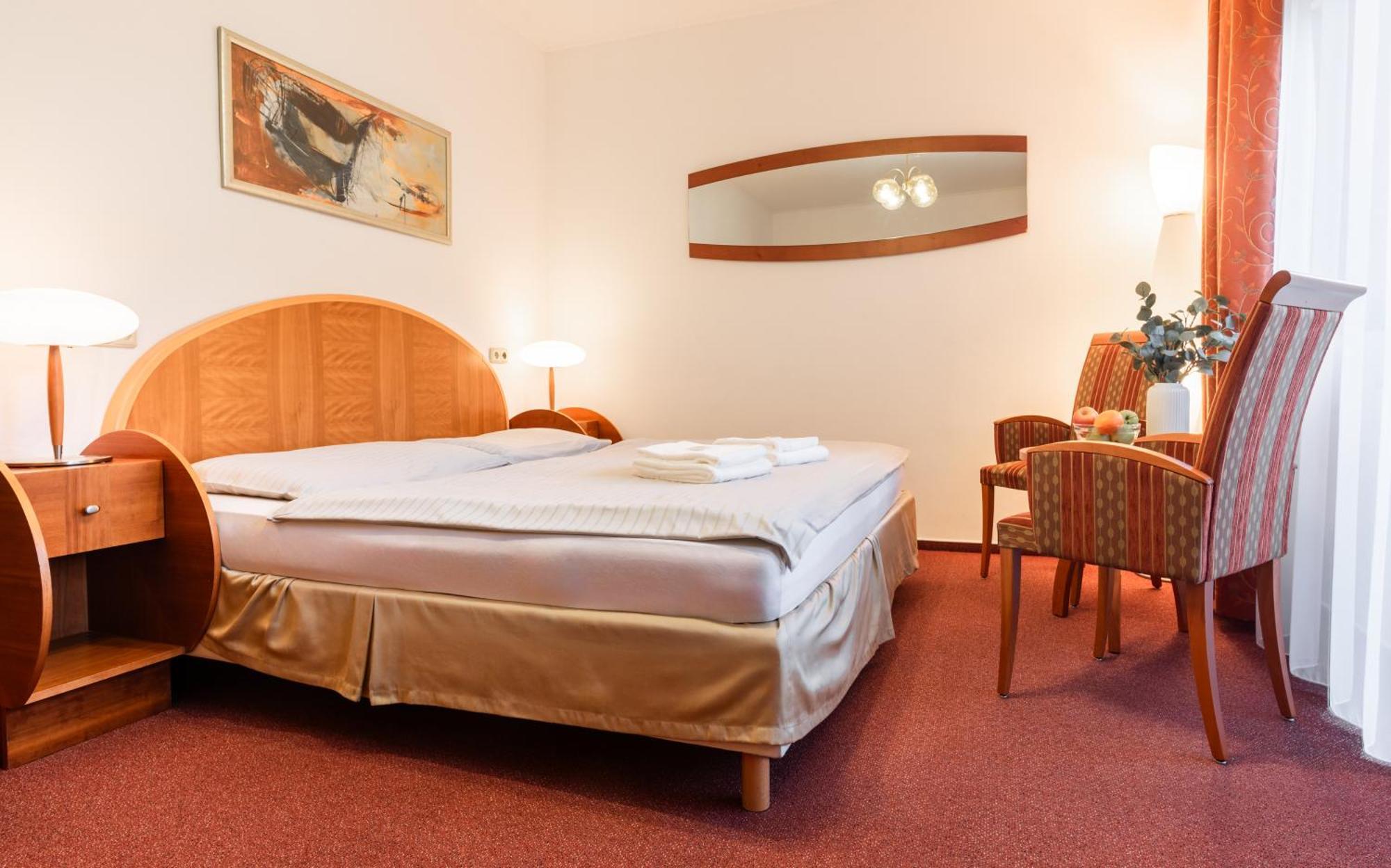 Hotel Schwarz Nové Hamry Kültér fotó