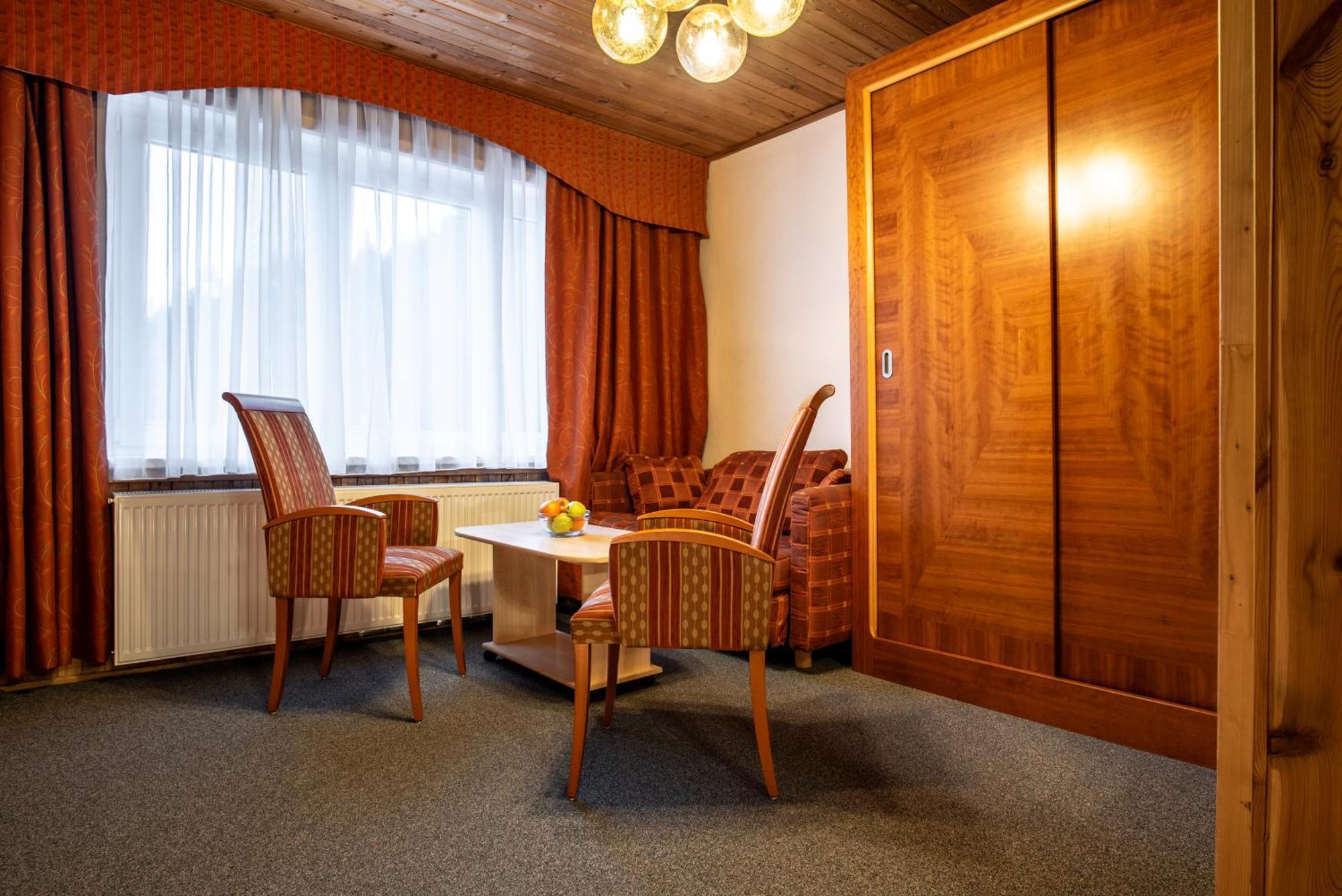 Hotel Schwarz Nové Hamry Kültér fotó